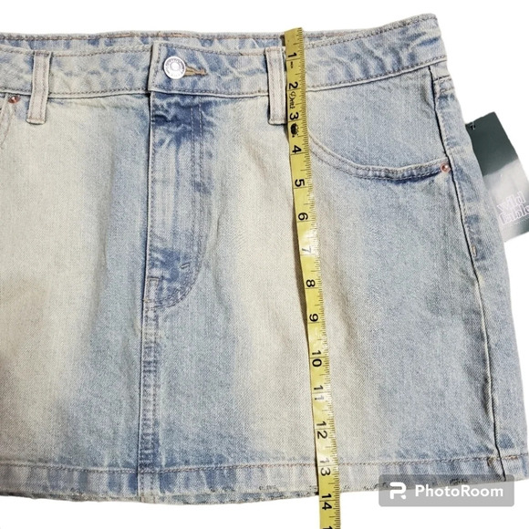 NWT Wild Fable Jean Denim Distressed Faded Mini Skirt 12 - Picture 6 of 7